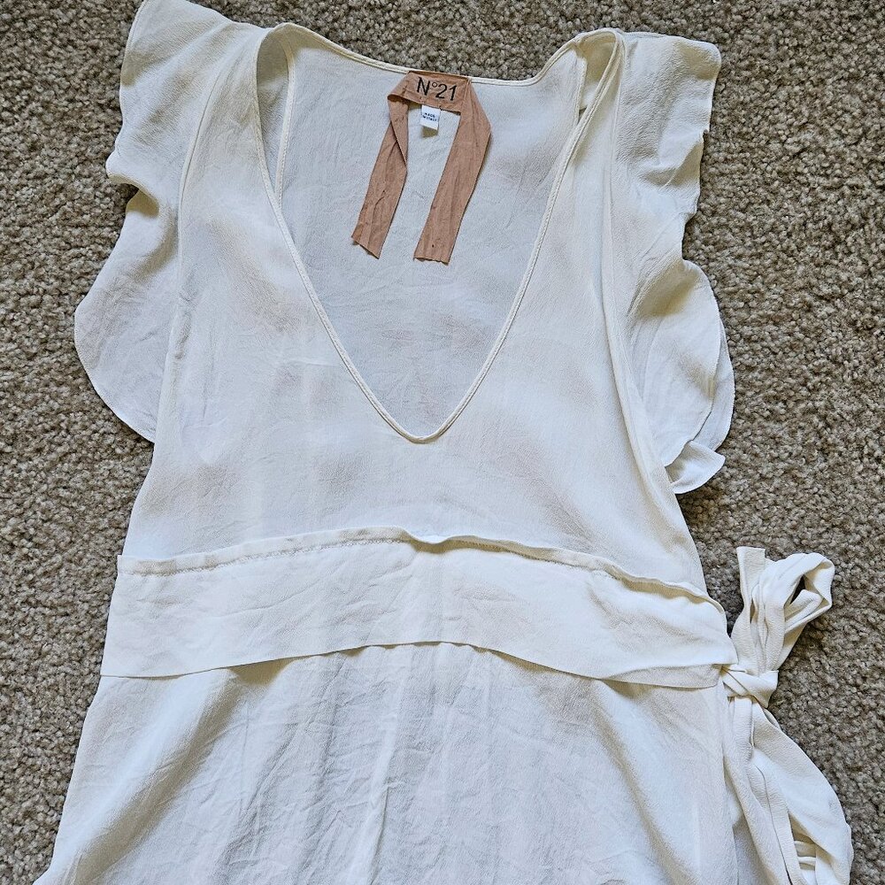 Woman's no21 made in Italy blouse elegant